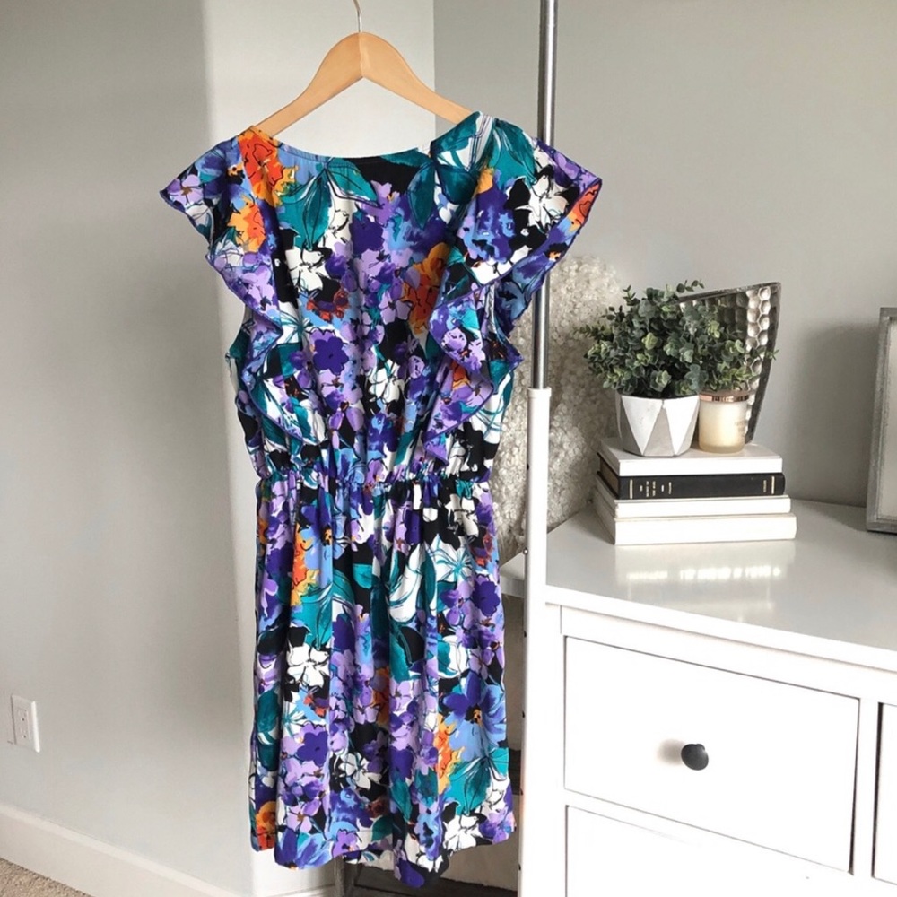 ✨Forever 21 Floral Dress✨